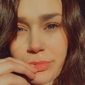 Meet your Posher, Amandq